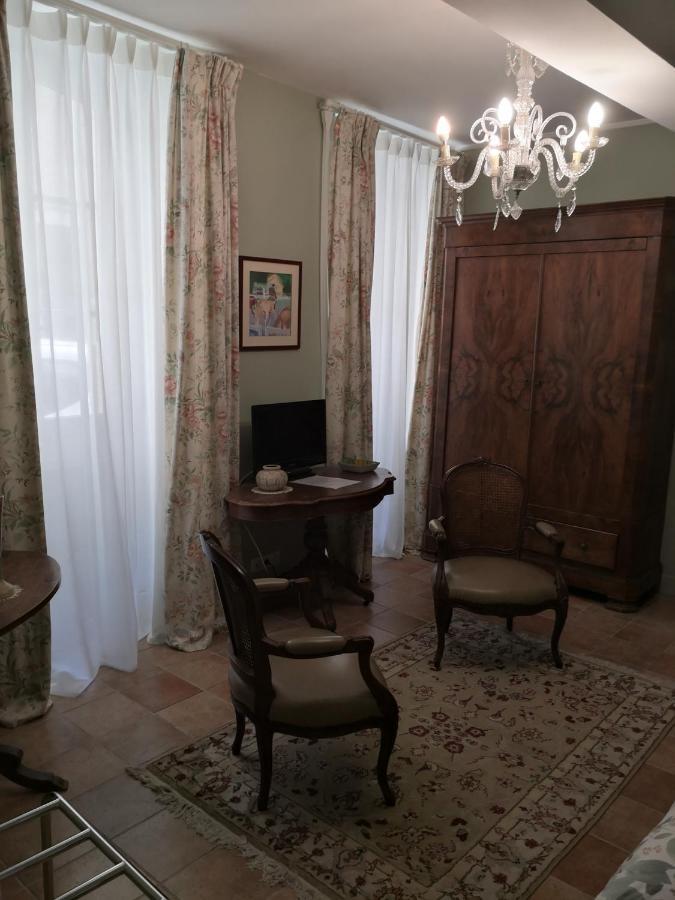 Les Chambres De L'Horloge Lectoure Exterior foto